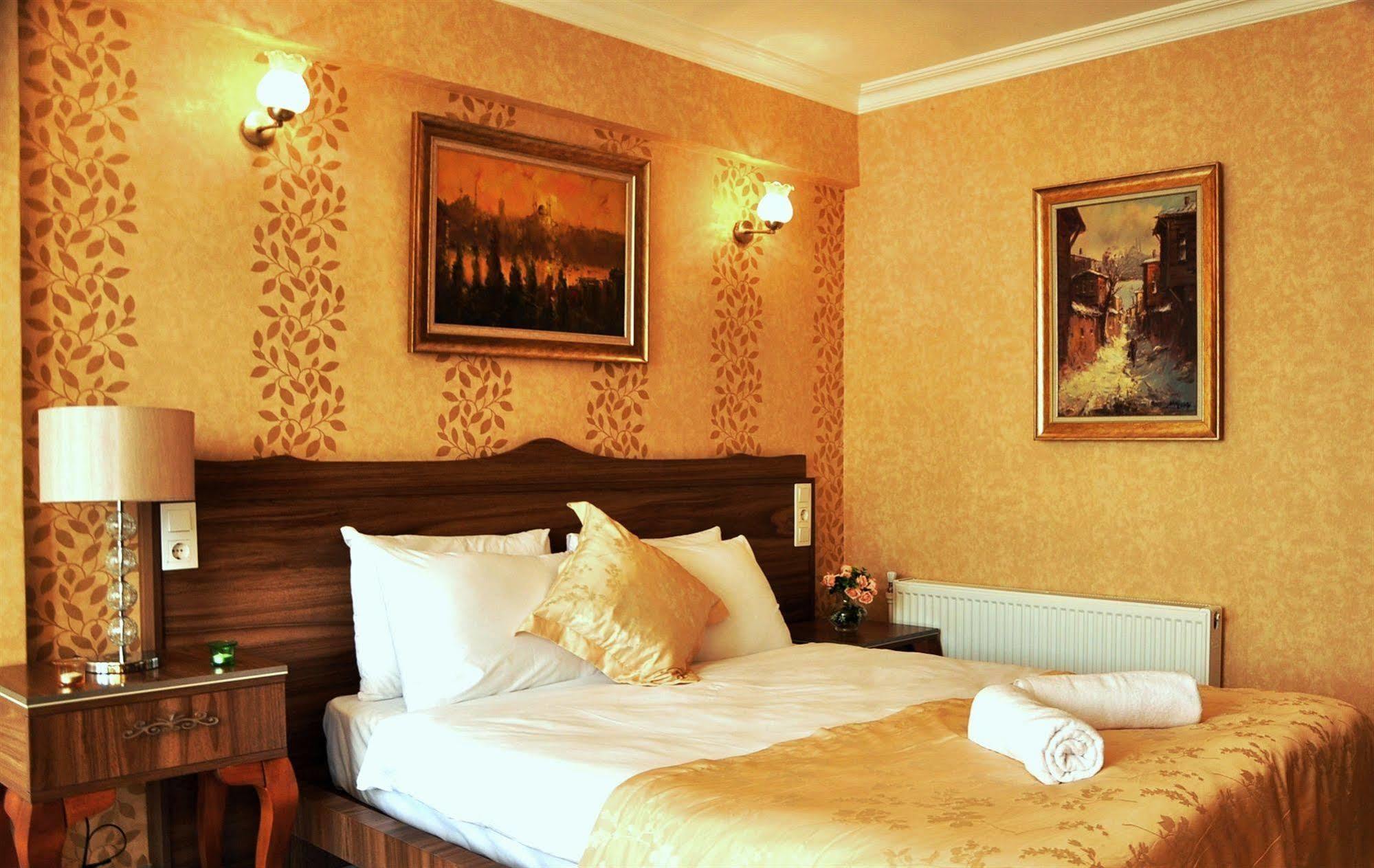Guest House Harbiye อิสตันบูล ภายนอก รูปภาพ