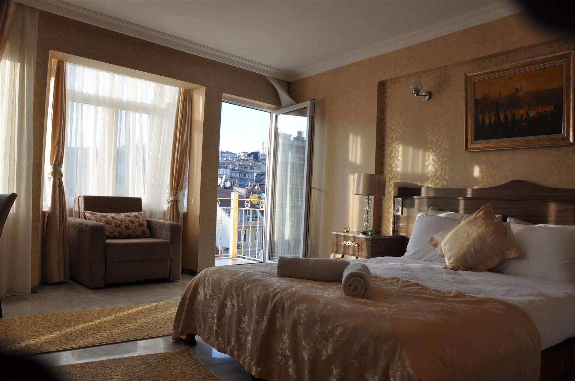Guest House Harbiye อิสตันบูล ภายนอก รูปภาพ