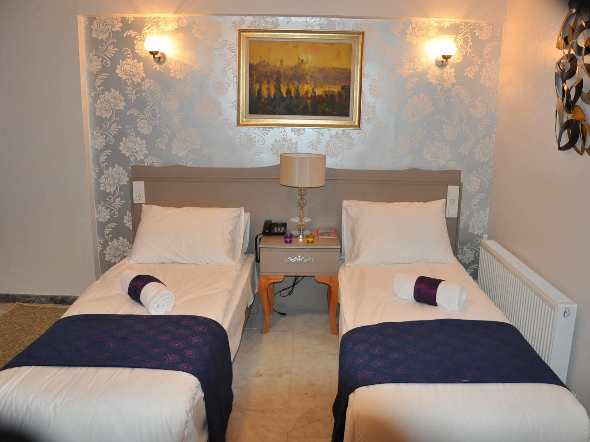 Guest House Harbiye อิสตันบูล ภายนอก รูปภาพ